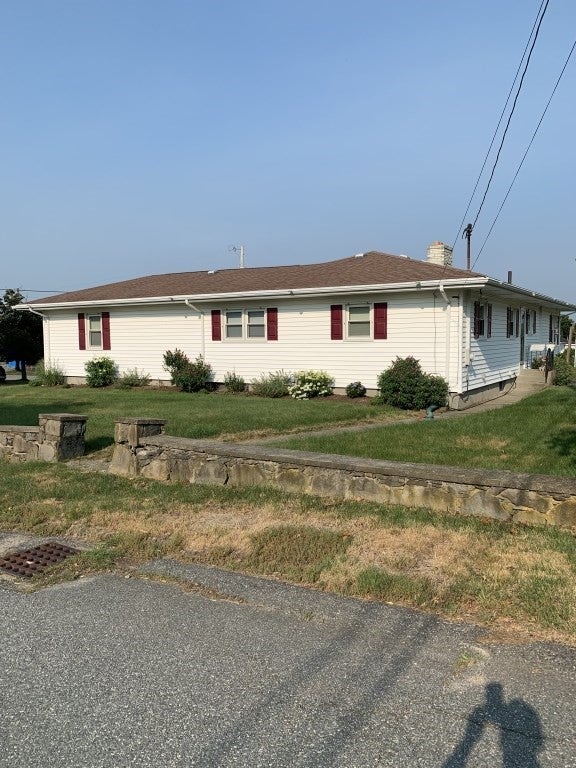 156 Eastview Ave