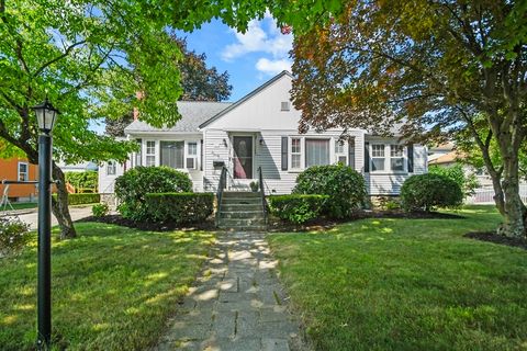 Photo of 293 Harrington Way, Worcester, MA 01604 (MLS # 73486421)