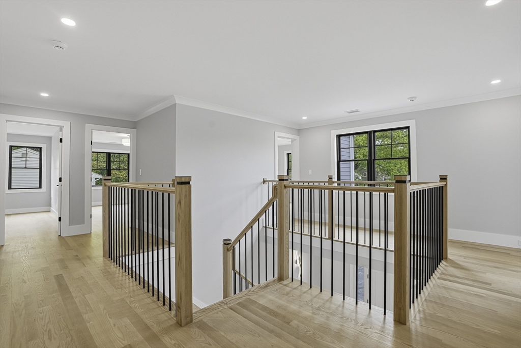 18 Avon Circle, Needham, MA Photo #11