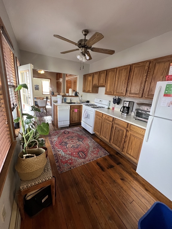 109 Bartlett St #2, Boston, MA Photo #7