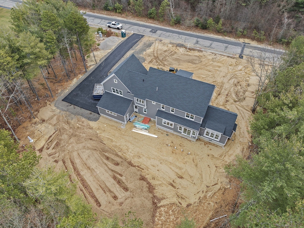 342 Country Club Way