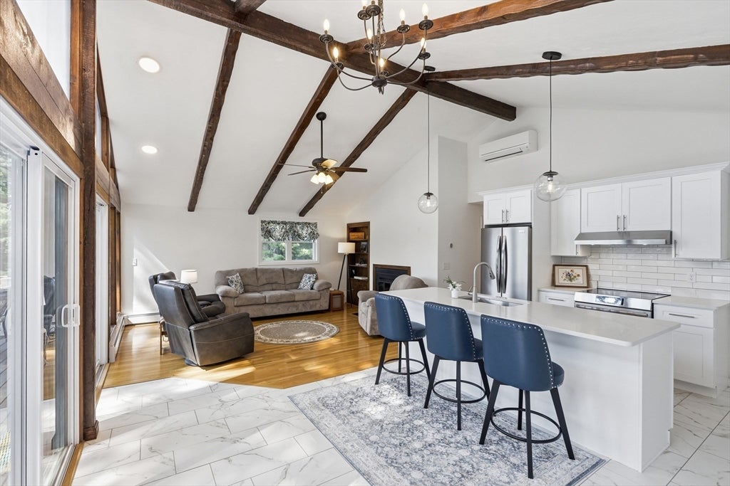 30 Roy's Drive