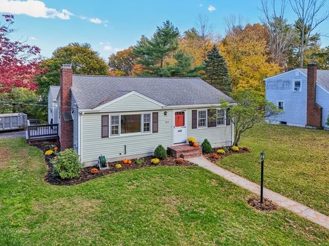 342 Robinson St Raynham MA 02767