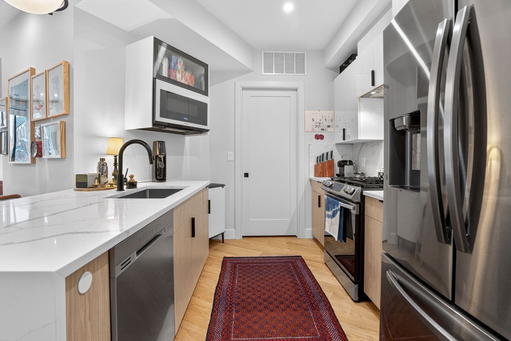 1710 Dorchester Avenue 202