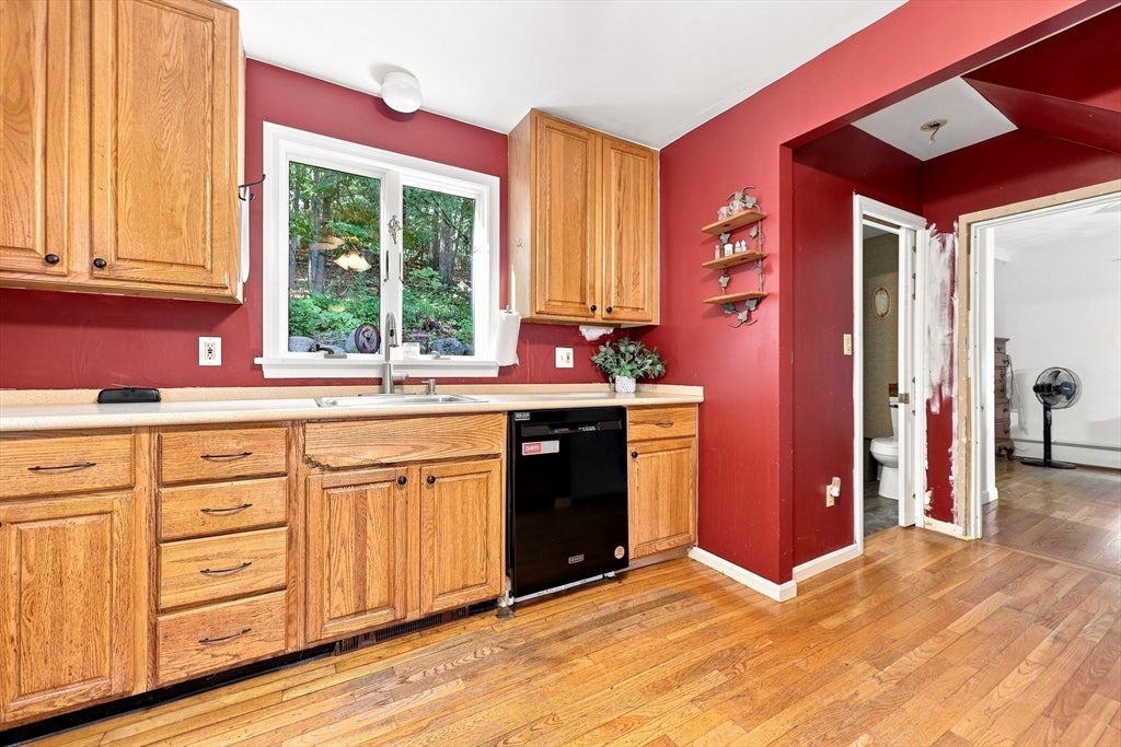 79 Waverly Rd, Woburn, MA, 79 Waverly Rd, Woburn, MA Photo #8