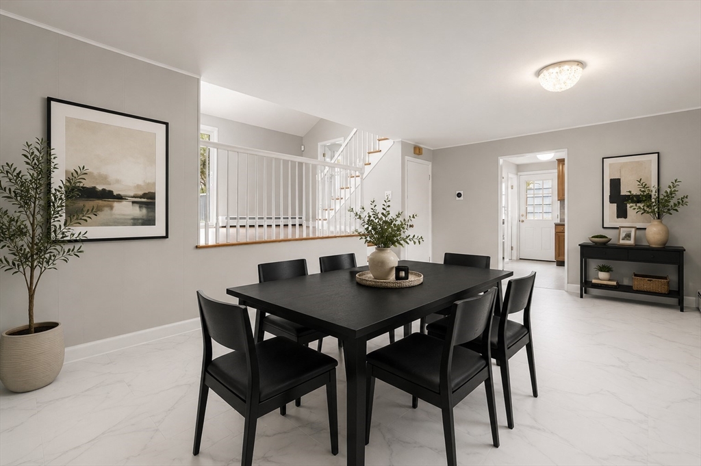 8 Sunset Drive, Framingham, MA Photo #2