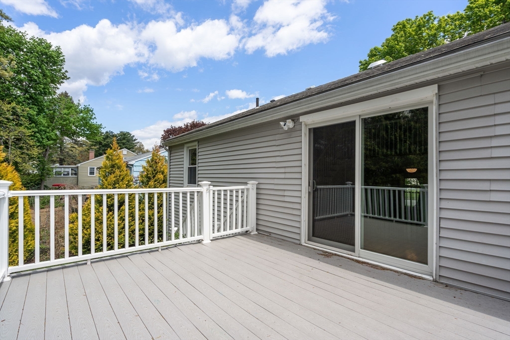 8 Sunset Drive, Framingham, MA Photo #31