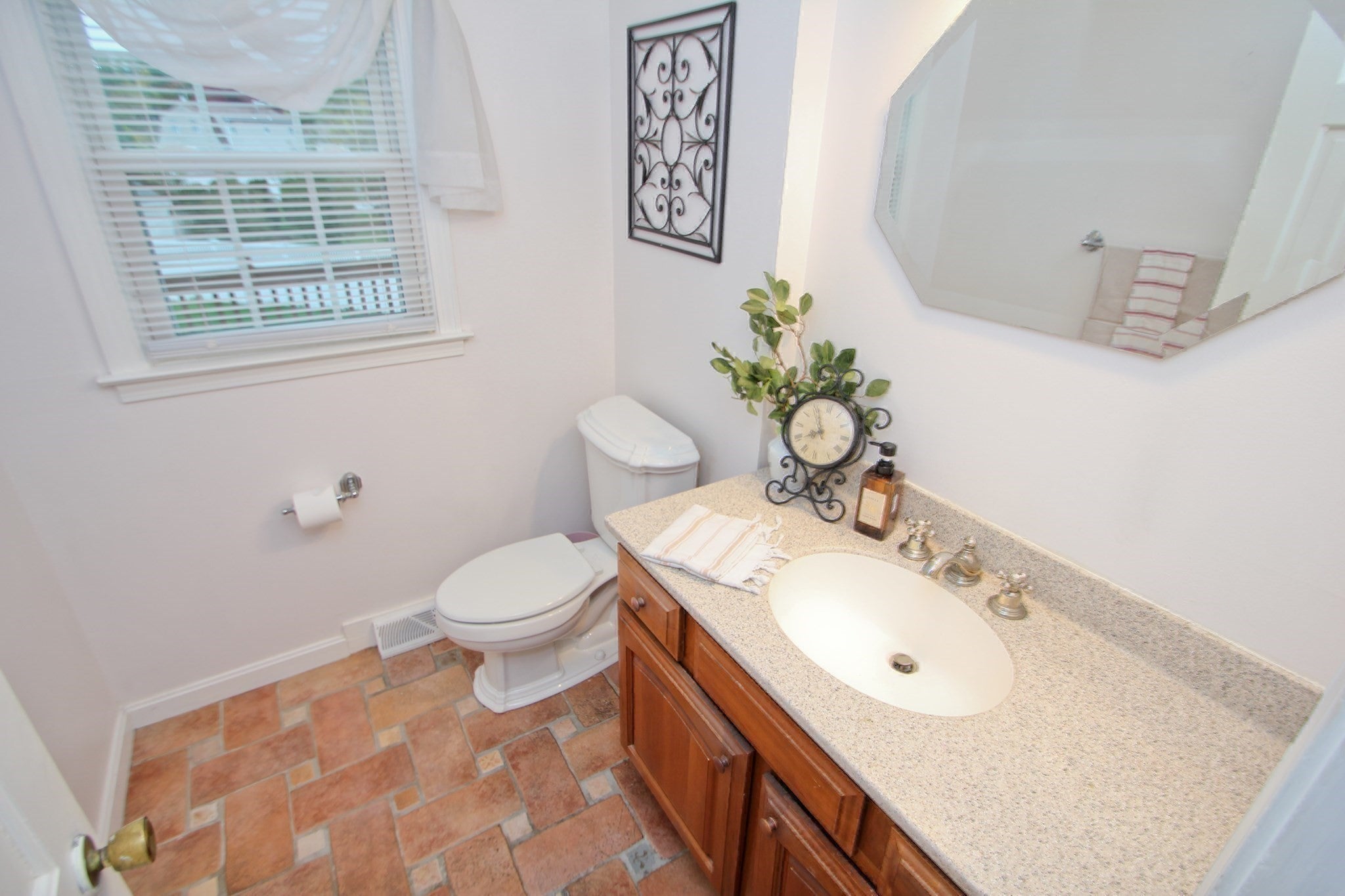 9 Stony Hill Rd, Agawam, MA, 9 Stony Hill Rd, Agawam, MA Photo #17