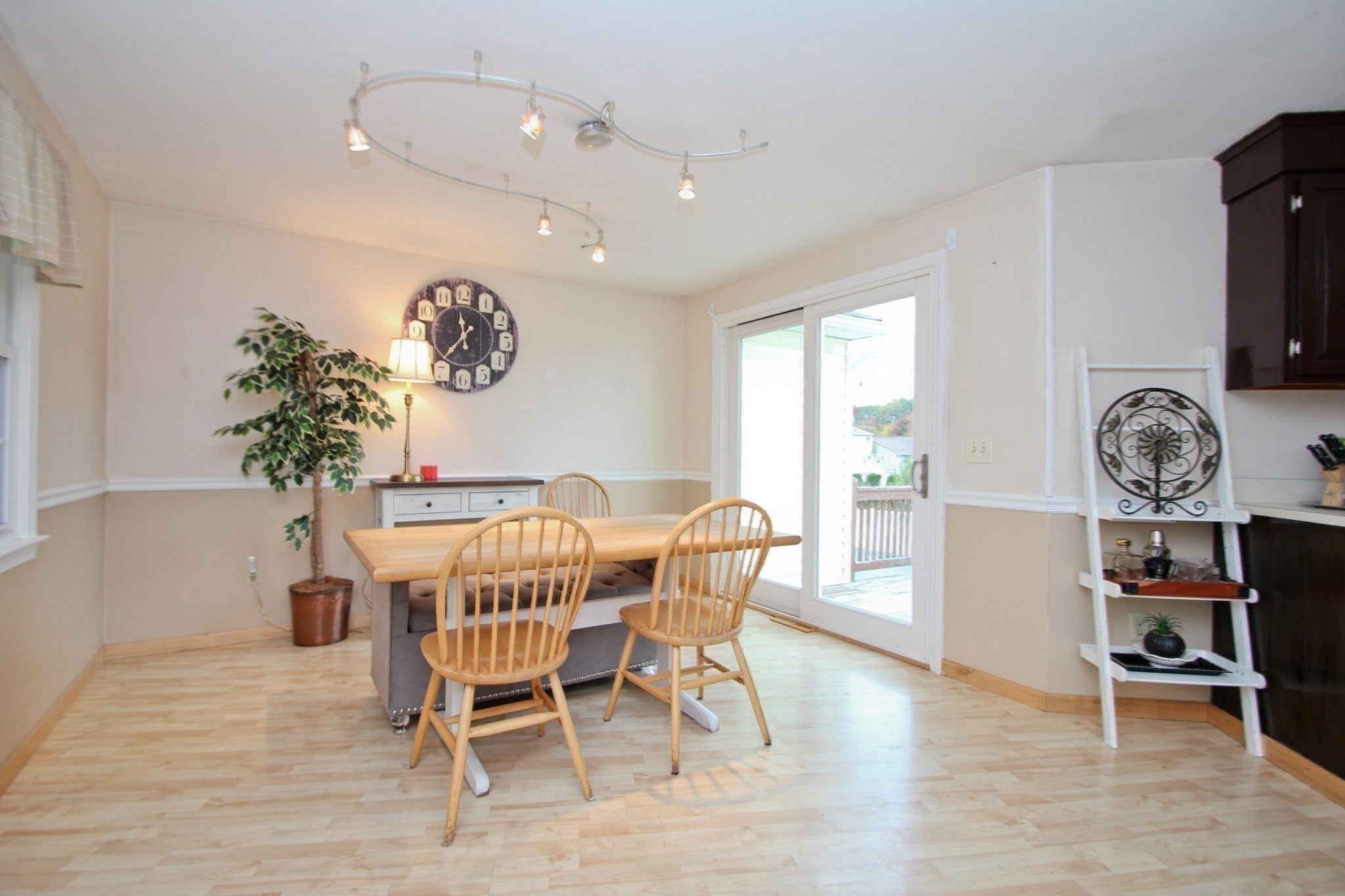 9 Stony Hill Rd