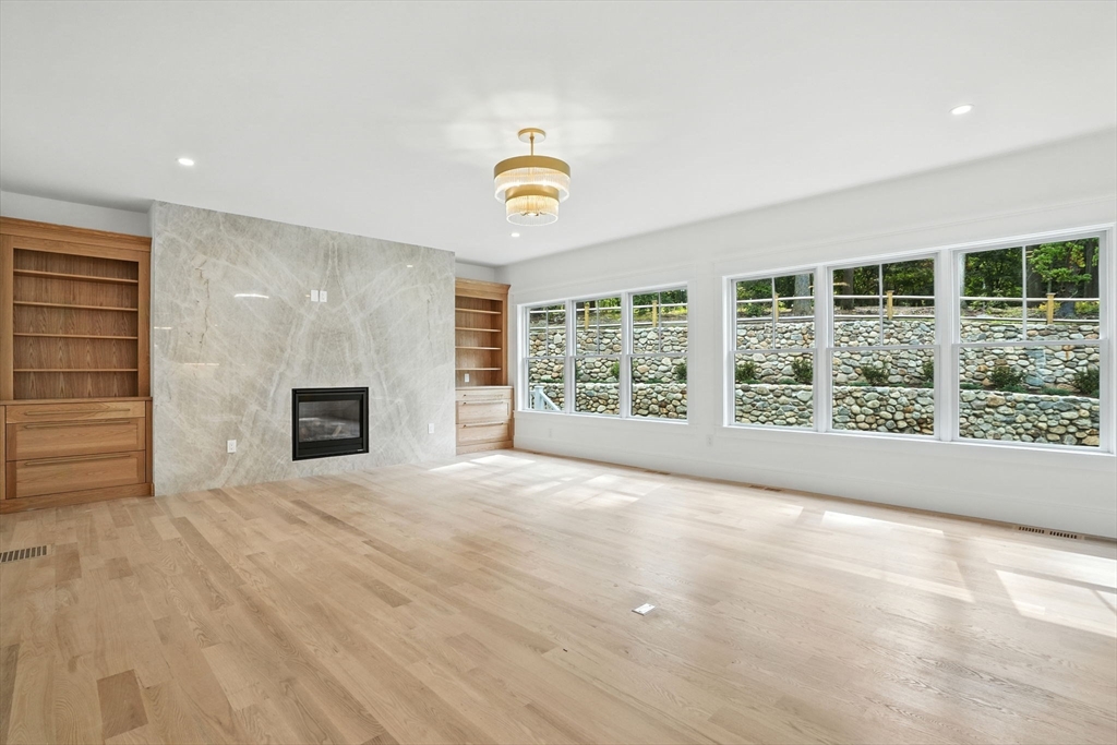 9 Saint James Ct