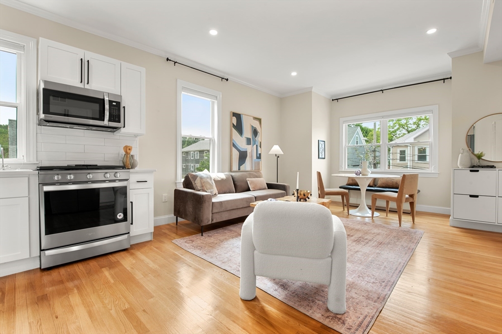 34 Leniston St. 2