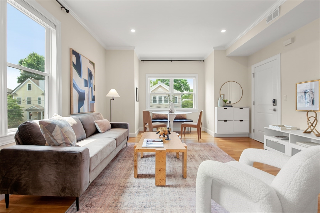 34 Leniston St. 2