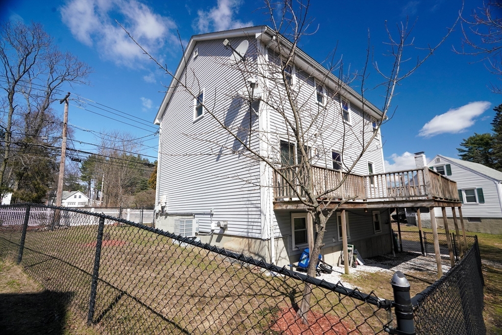 93 A Lexington St