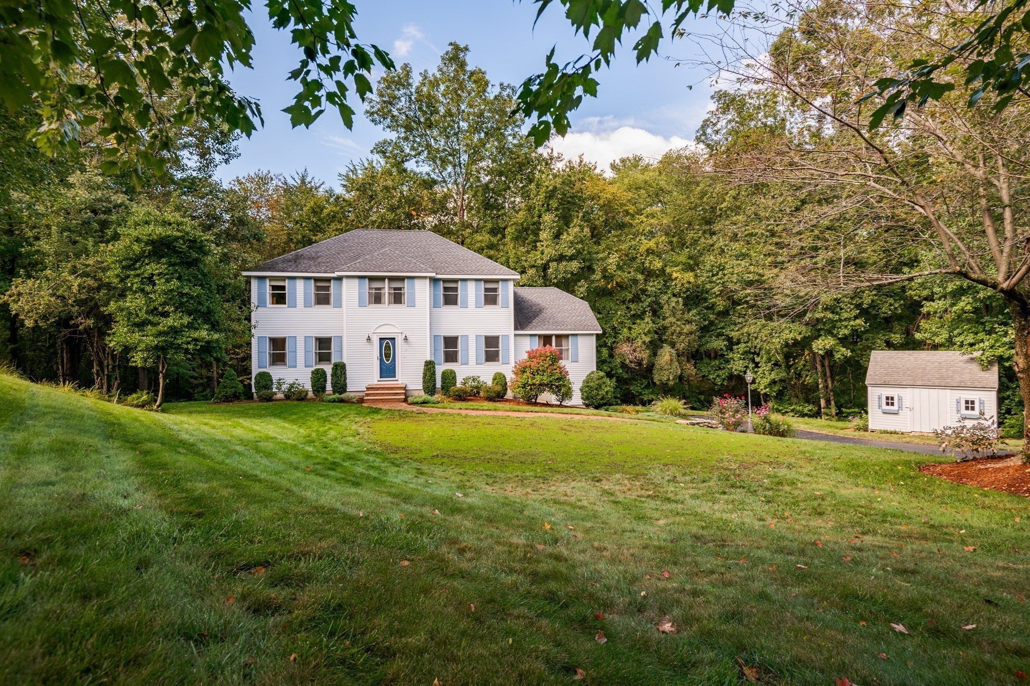 11 Currier Rd