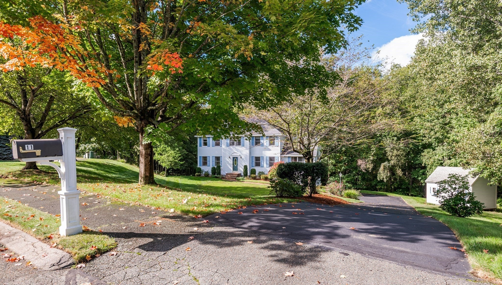 11 Currier Rd