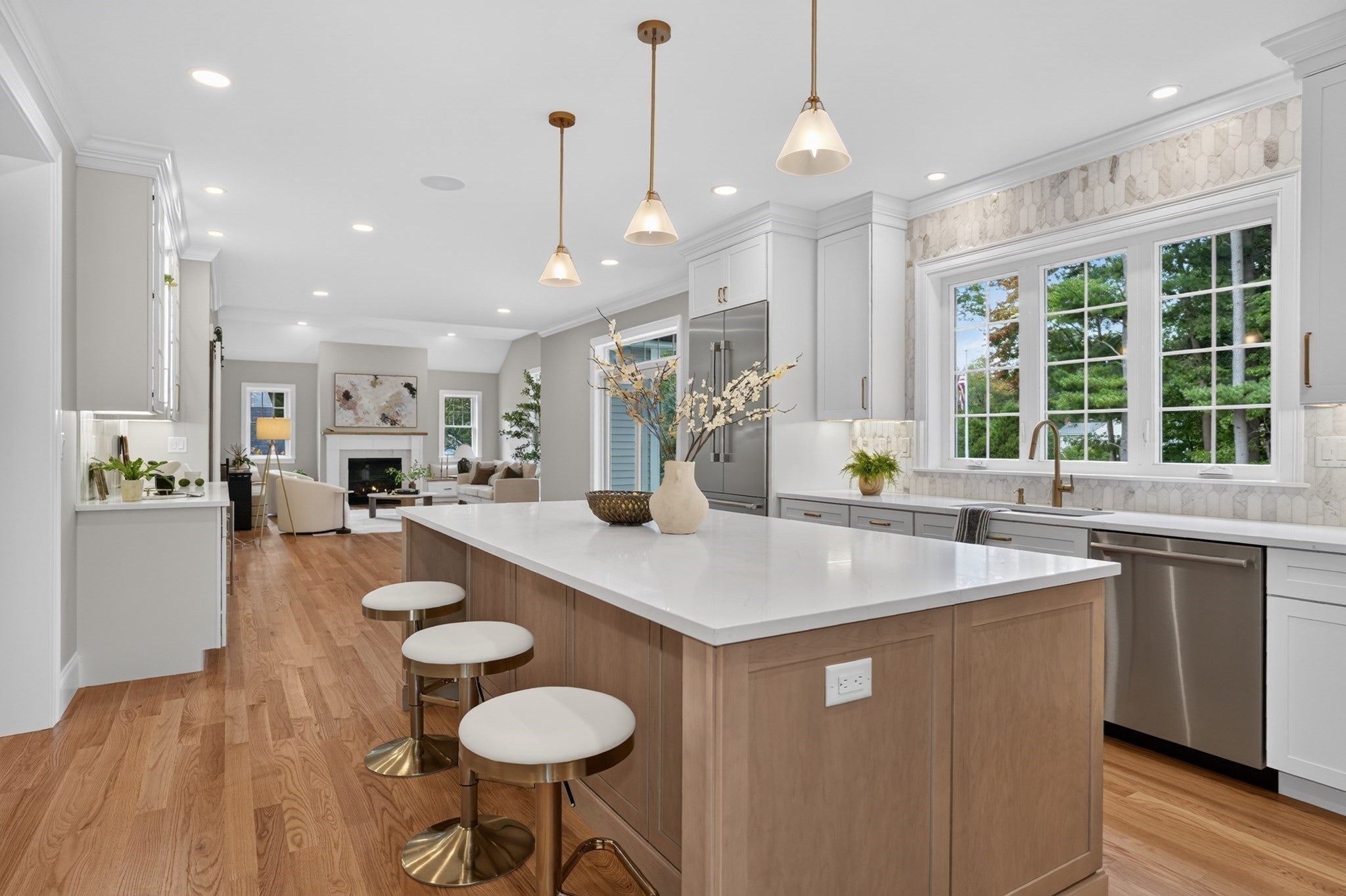 233 Fox Hill Rd, Burlington, MA, 233 Fox Hill Rd, Burlington, MA Photo #6