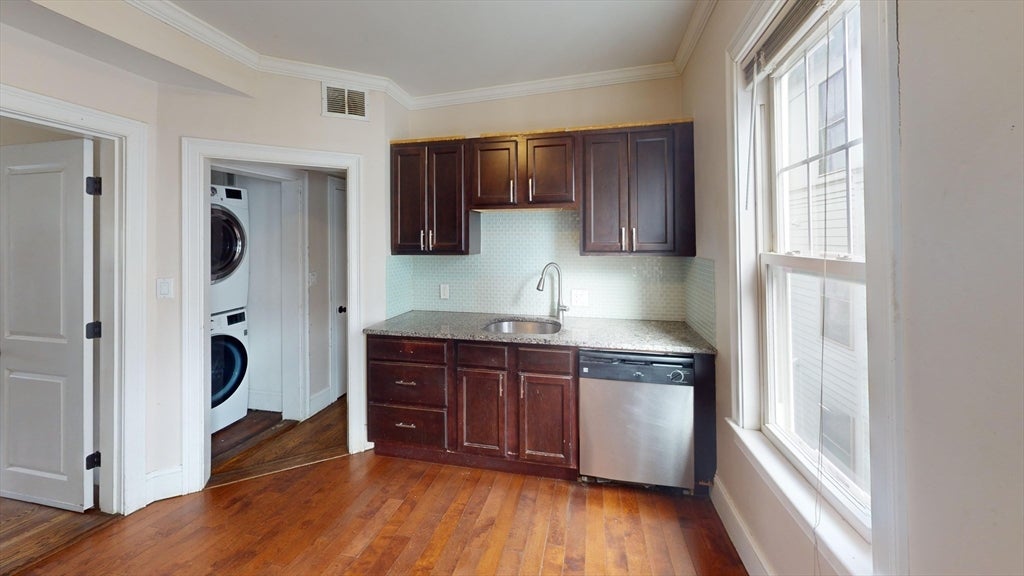 Photo 1 of 15 — 47 Iffley St 2, Boston, MA 02130