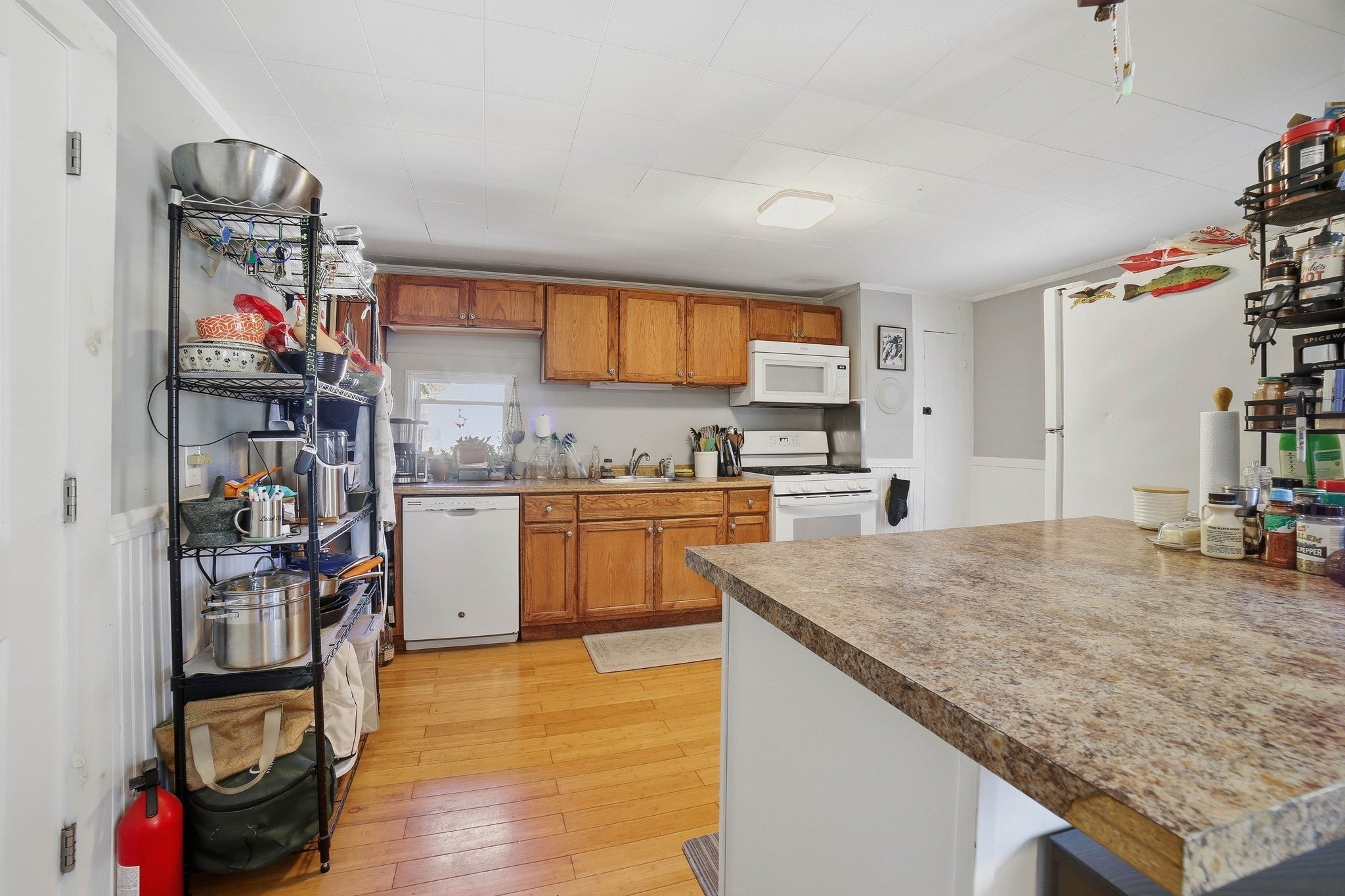 24 Collins, Amesbury, MA Photo #17