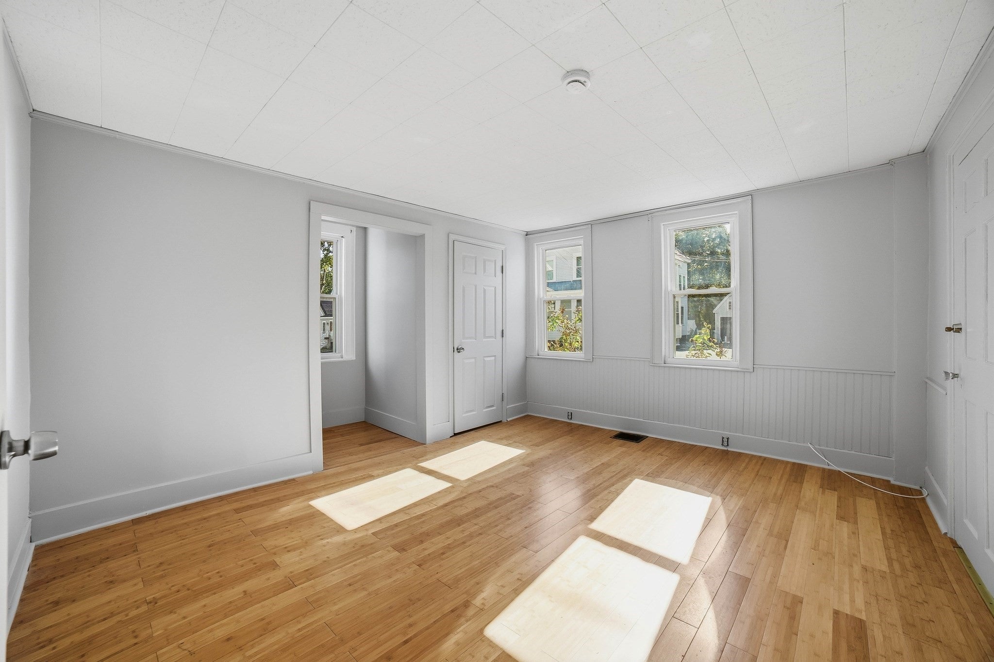 24 Collins, Amesbury, MA Photo #9
