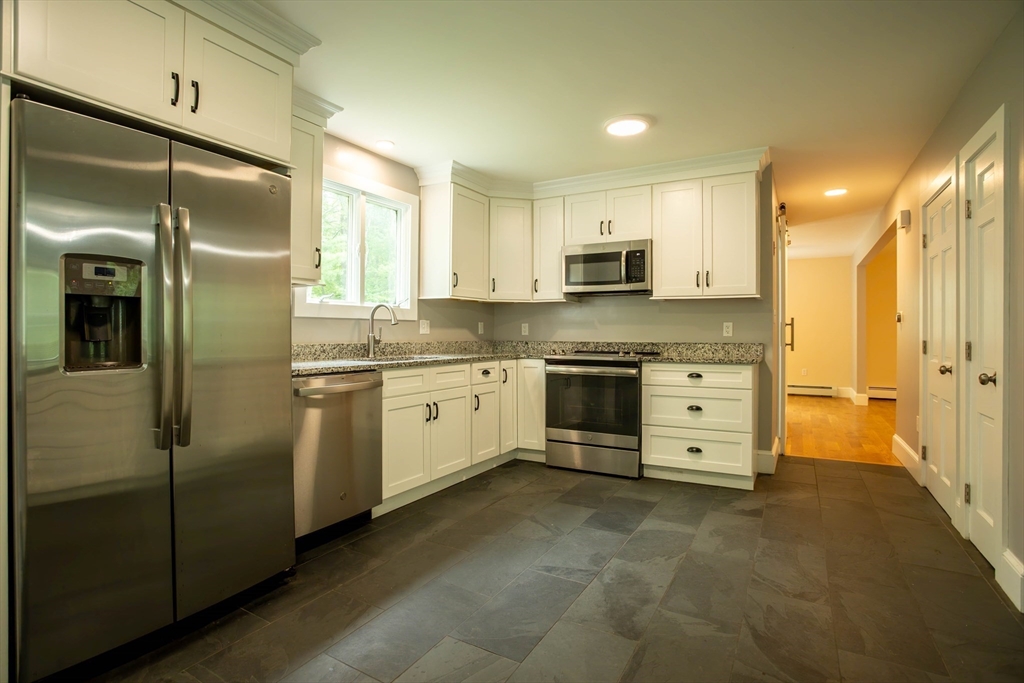 3 Ashlawn Rd