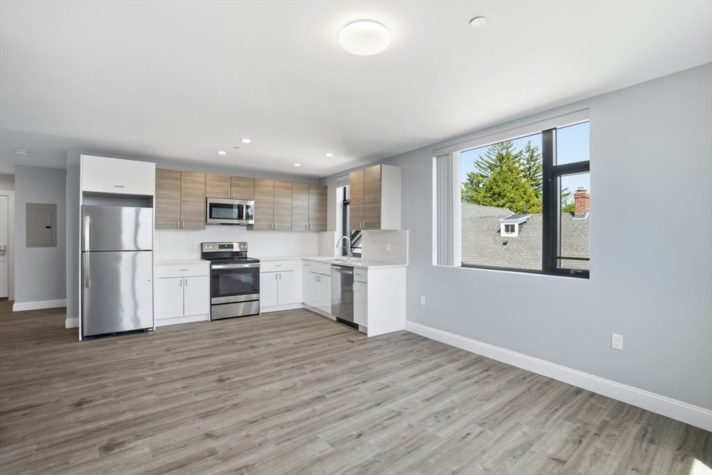 Photo of 632 Centre St, Boston, MA