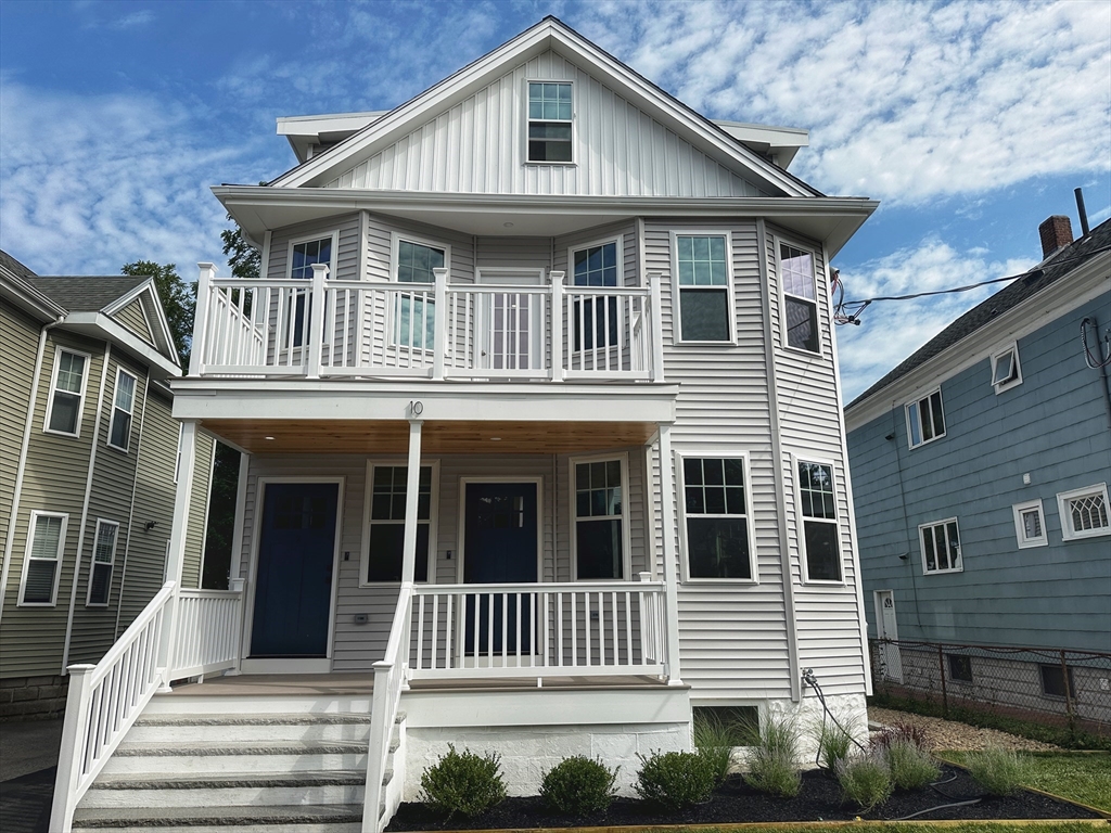 10 Lewis St