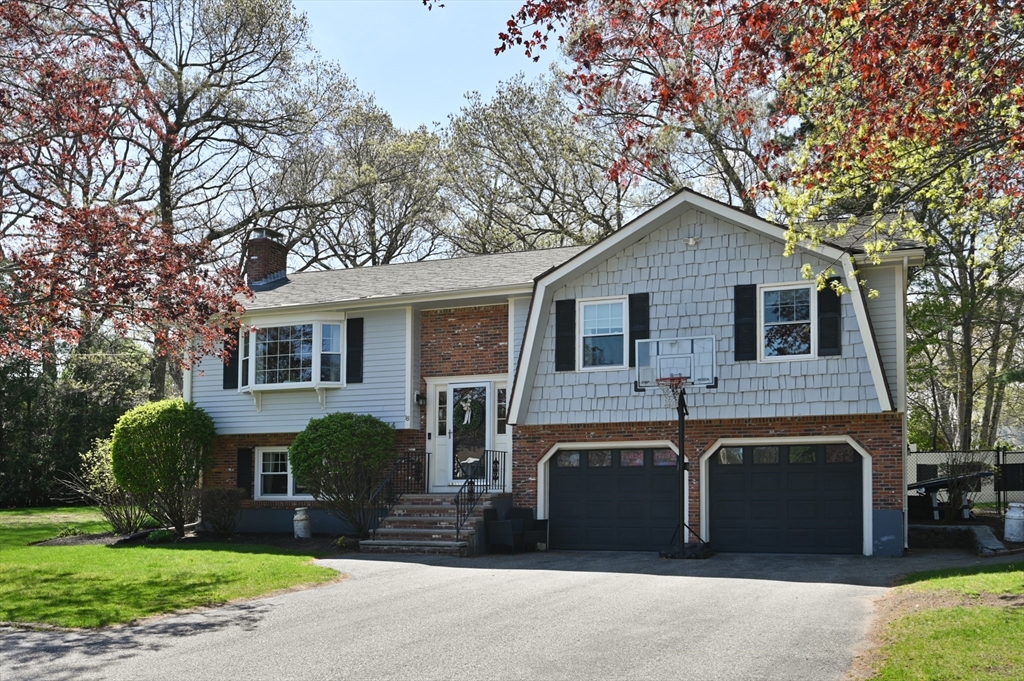18 Aurele Cir