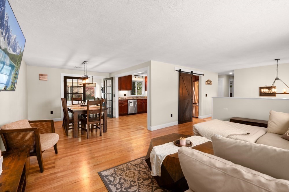 18 Aurele Cir, Reading, MA, 18 Aurele Cir, Reading, MA Photo #8