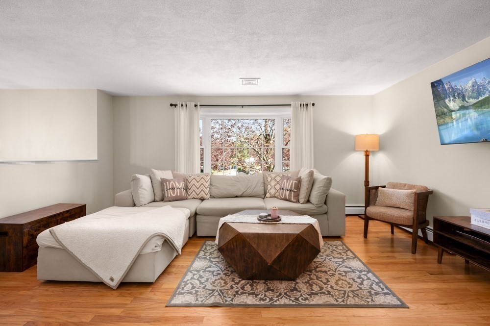 18 Aurele Cir, Reading, MA, 18 Aurele Cir, Reading, MA Photo #6