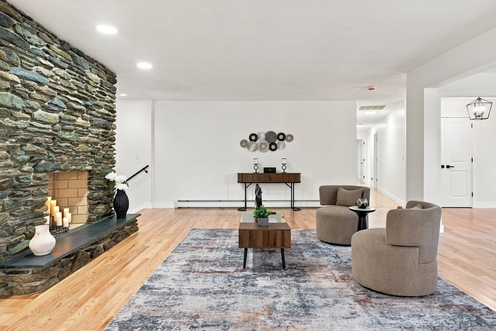 20 Longfellow Rd, Holyoke, MA, 20 Longfellow Rd, Holyoke, MA Photo #6