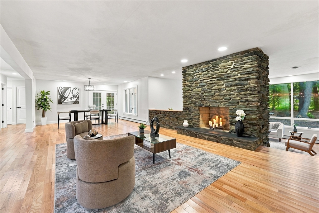 20 Longfellow Rd, Holyoke, MA, 20 Longfellow Rd, Holyoke, MA Photo #4