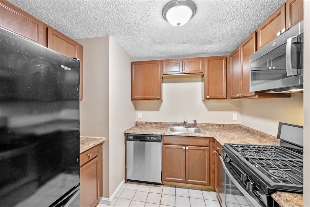 68 Lantern Ln #7, Dracut, MA, 68 Lantern Ln #7, Dracut, MA Photo #19