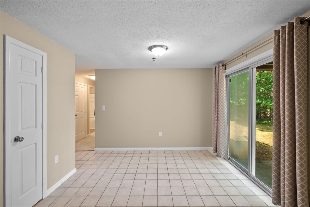 68 Lantern Ln #7, Dracut, MA, 68 Lantern Ln #7, Dracut, MA Photo #15