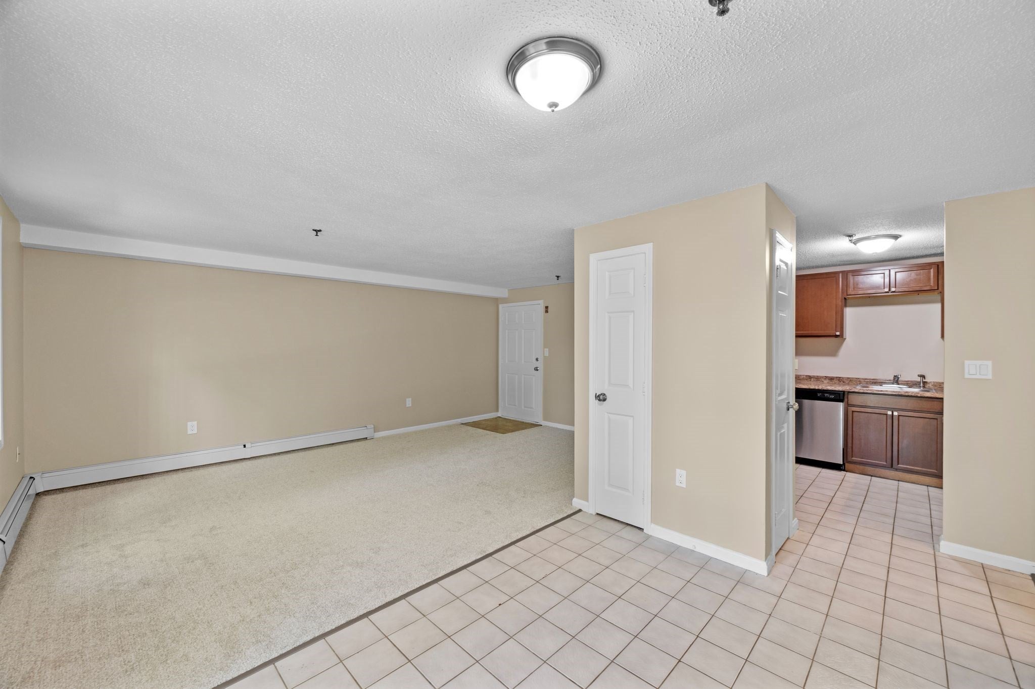 68 Lantern Ln #7, Dracut, MA, 68 Lantern Ln #7, Dracut, MA Photo #17