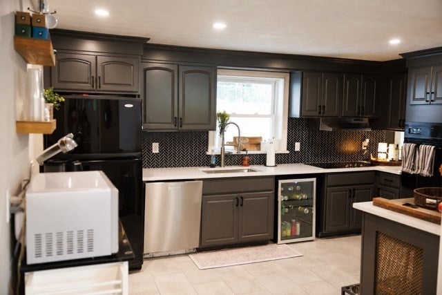 11 Price Rd, Peabody, MA, 11 Price Rd, Peabody, MA Photo #2