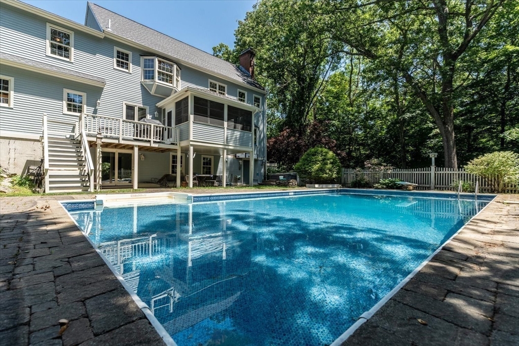 12 Coombs Cir