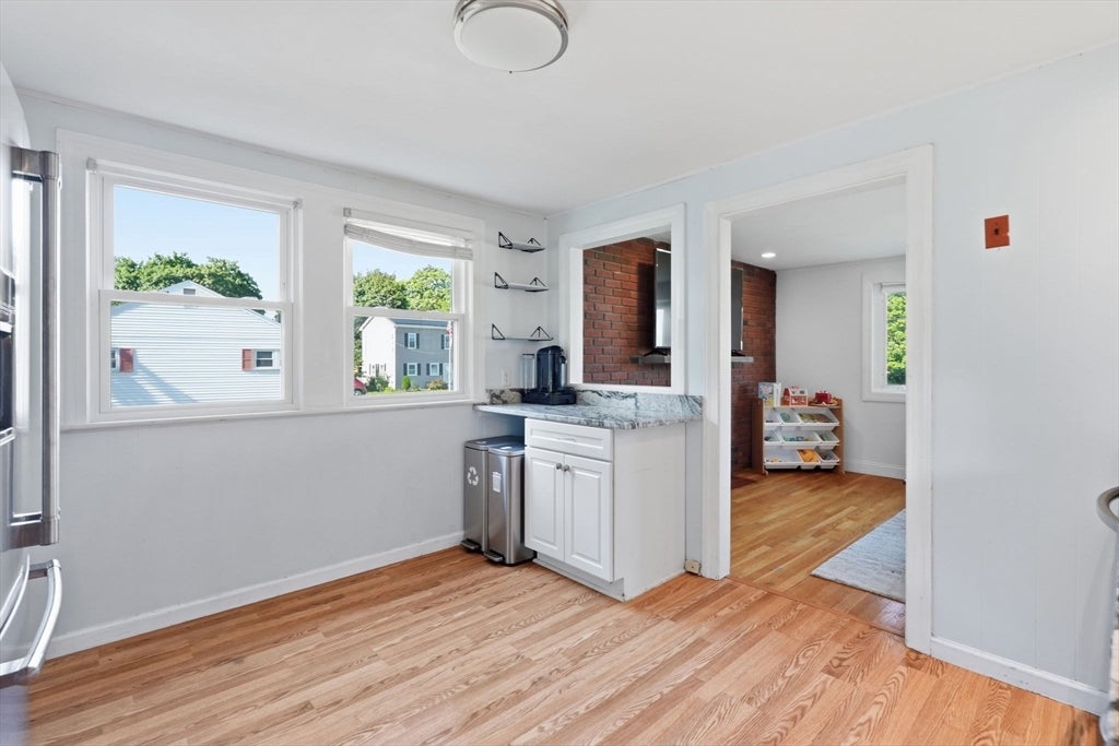 16 Robert Ave, Woburn, MA, 16 Robert Ave, Woburn, MA Photo #12