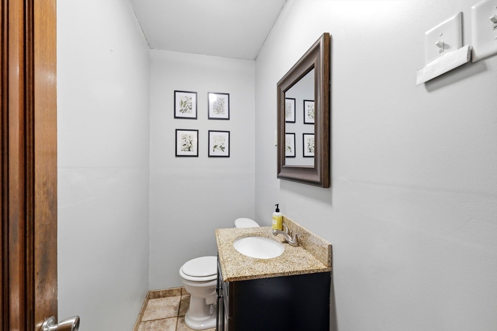 66 Rencelau St, Springfield, MA, 66 Rencelau St, Springfield, MA Photo #27