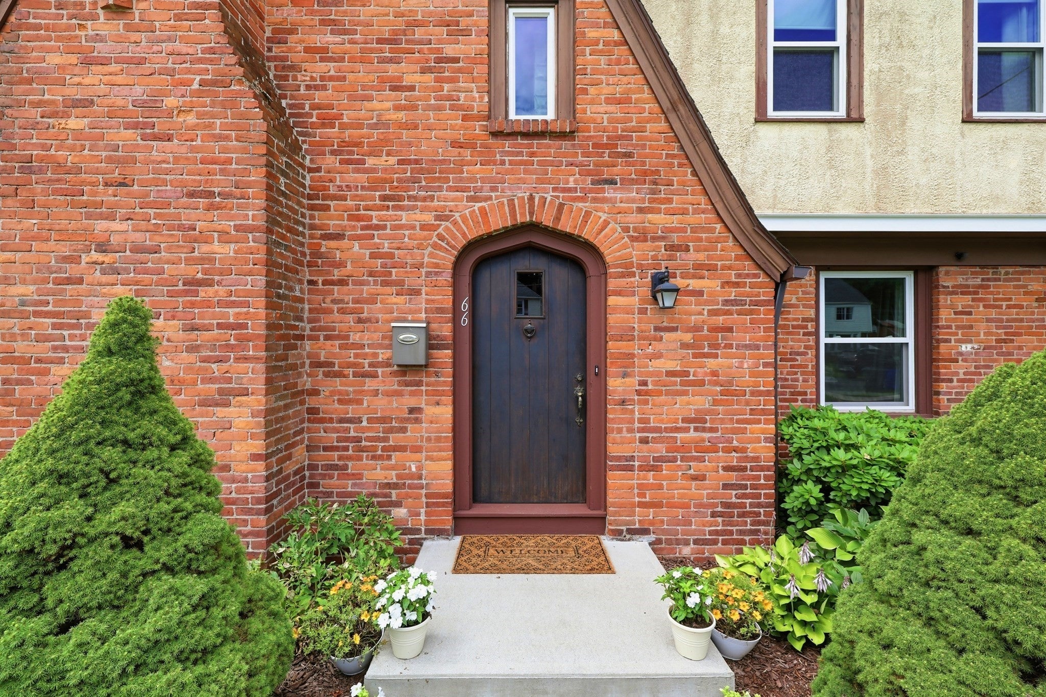 66 Rencelau St