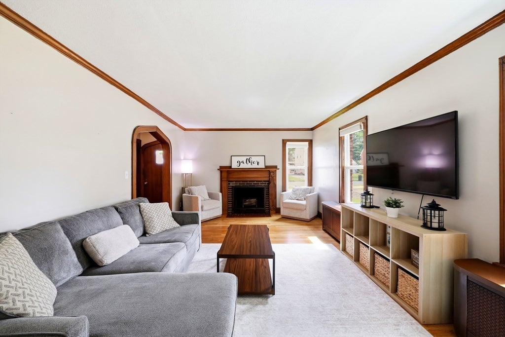 66 Rencelau St, Springfield, MA, 66 Rencelau St, Springfield, MA Photo #10