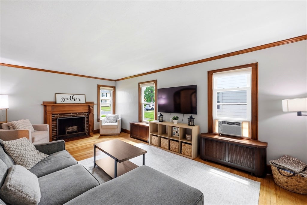 66 Rencelau St, Springfield, MA, 66 Rencelau St, Springfield, MA Photo #12