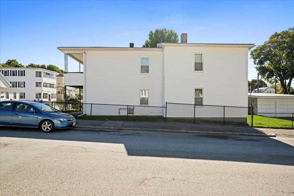 19 Orient St