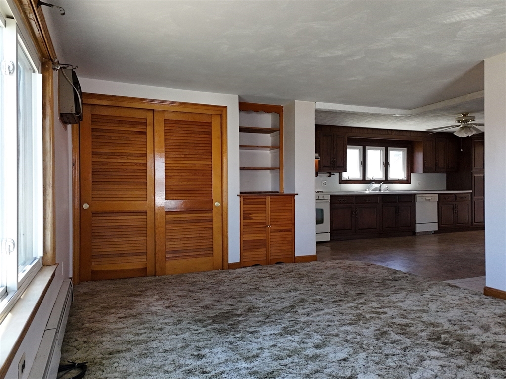 321 Litchfield Street