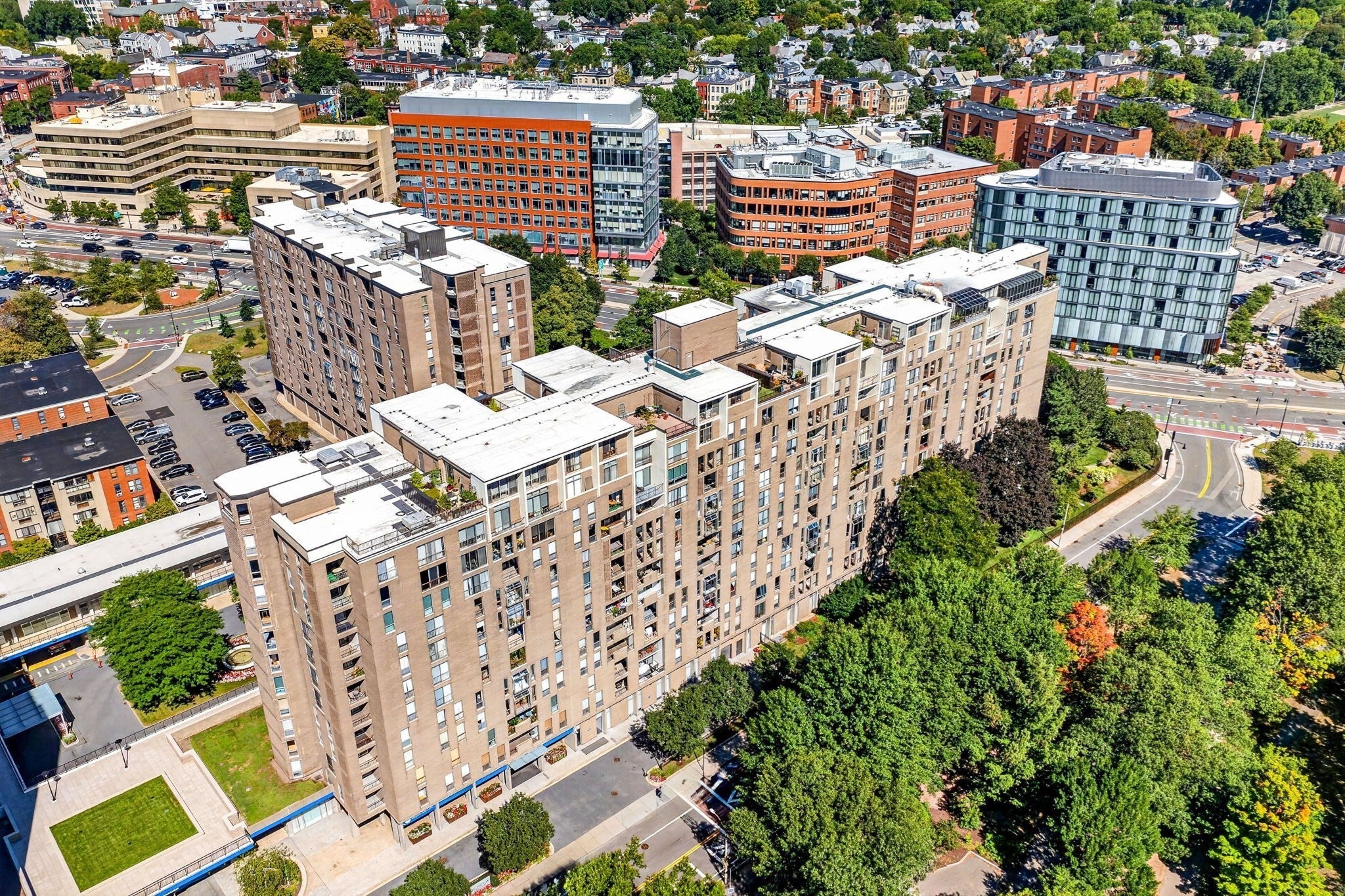 33 Pond Ave #609, Brookline, MA Photo #11