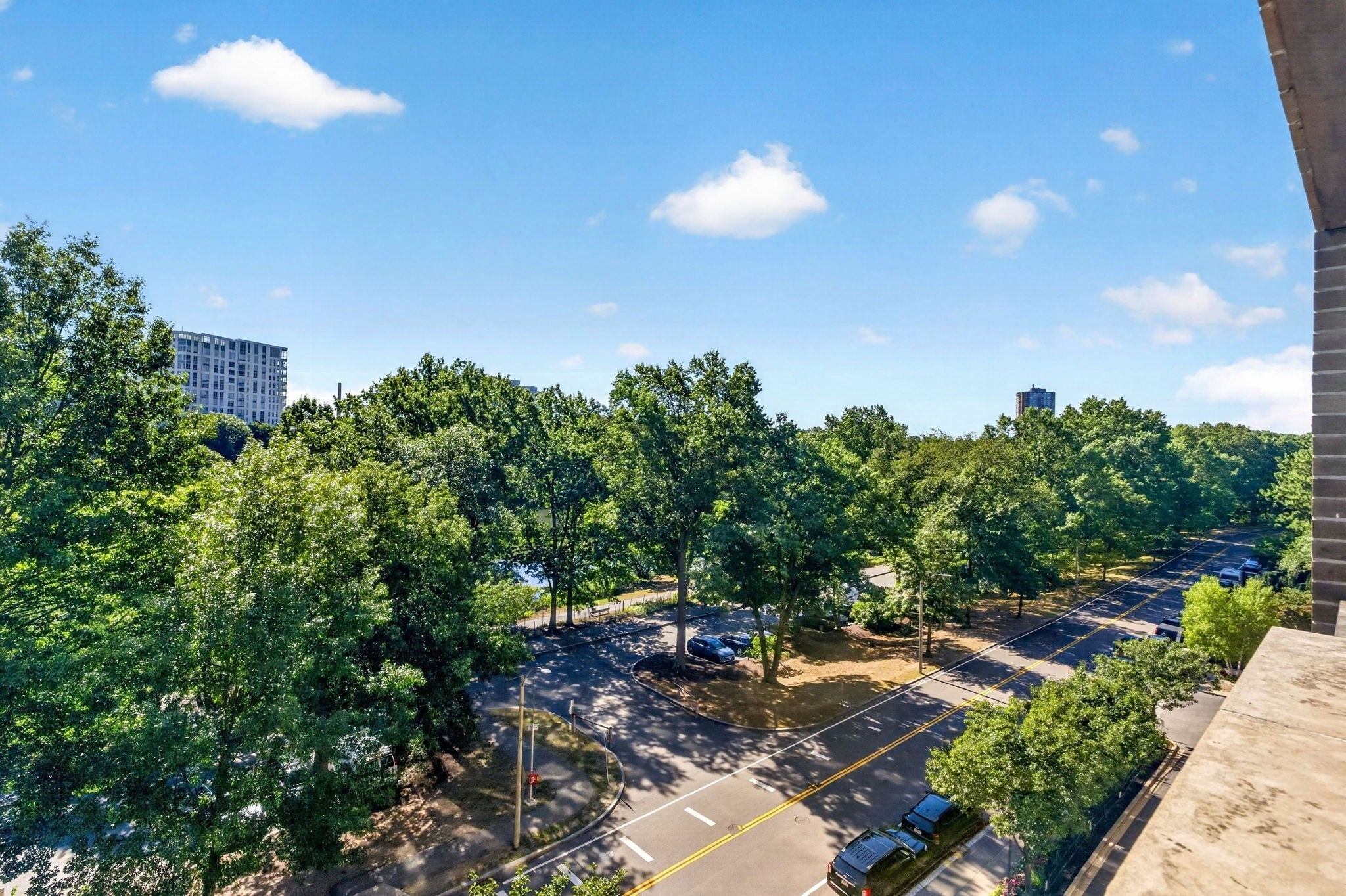 33 Pond Ave #609, Brookline, MA Photo #16