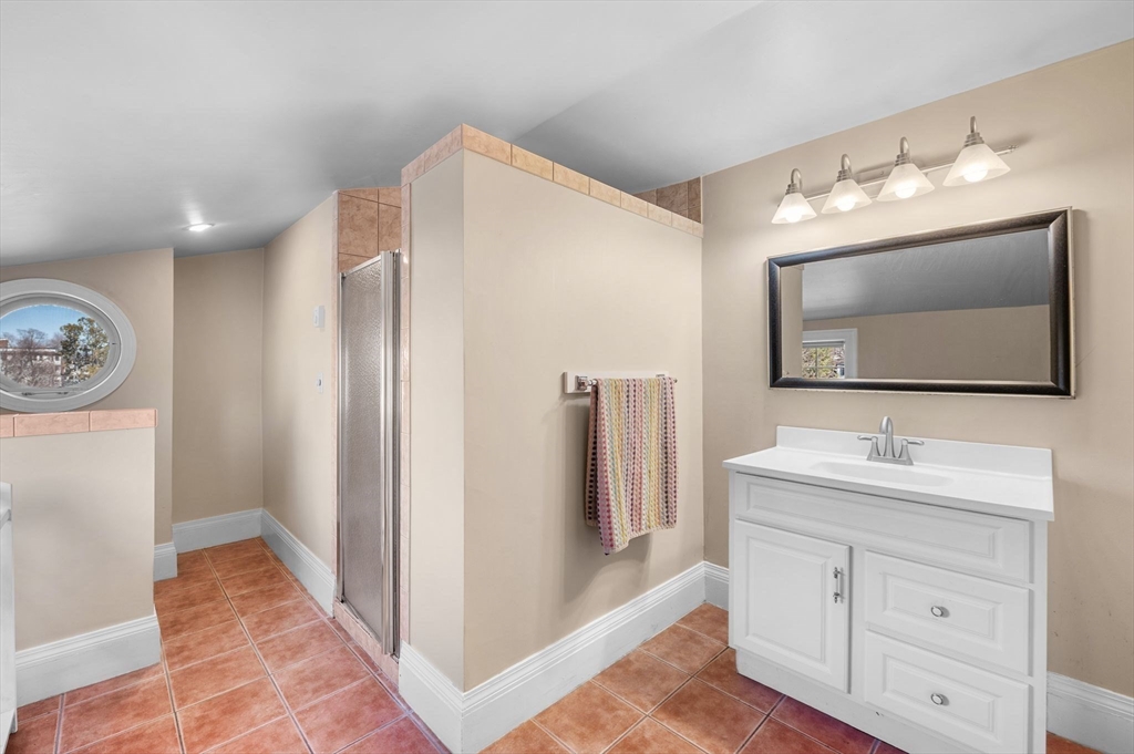 16 Wolcott Rd, Lynn, MA Photo #36