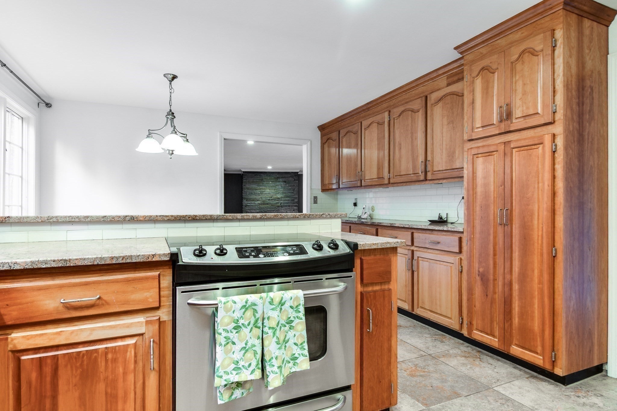 15 Juniper Ln, Dover, MA, 15 Juniper Ln, Dover, MA Photo #7