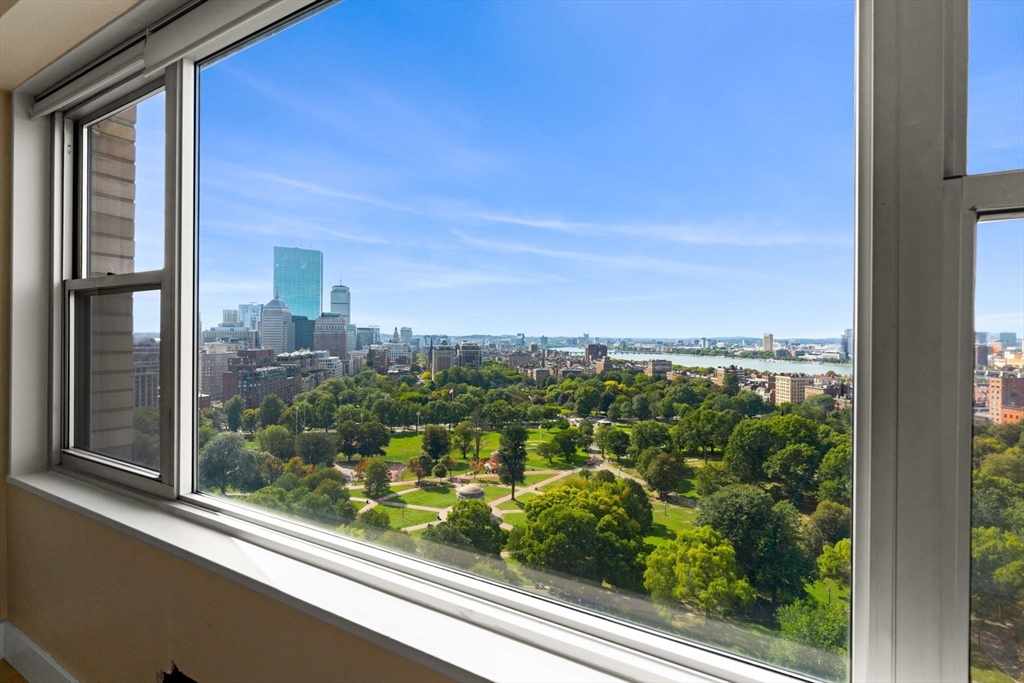 151 Tremont St 23P