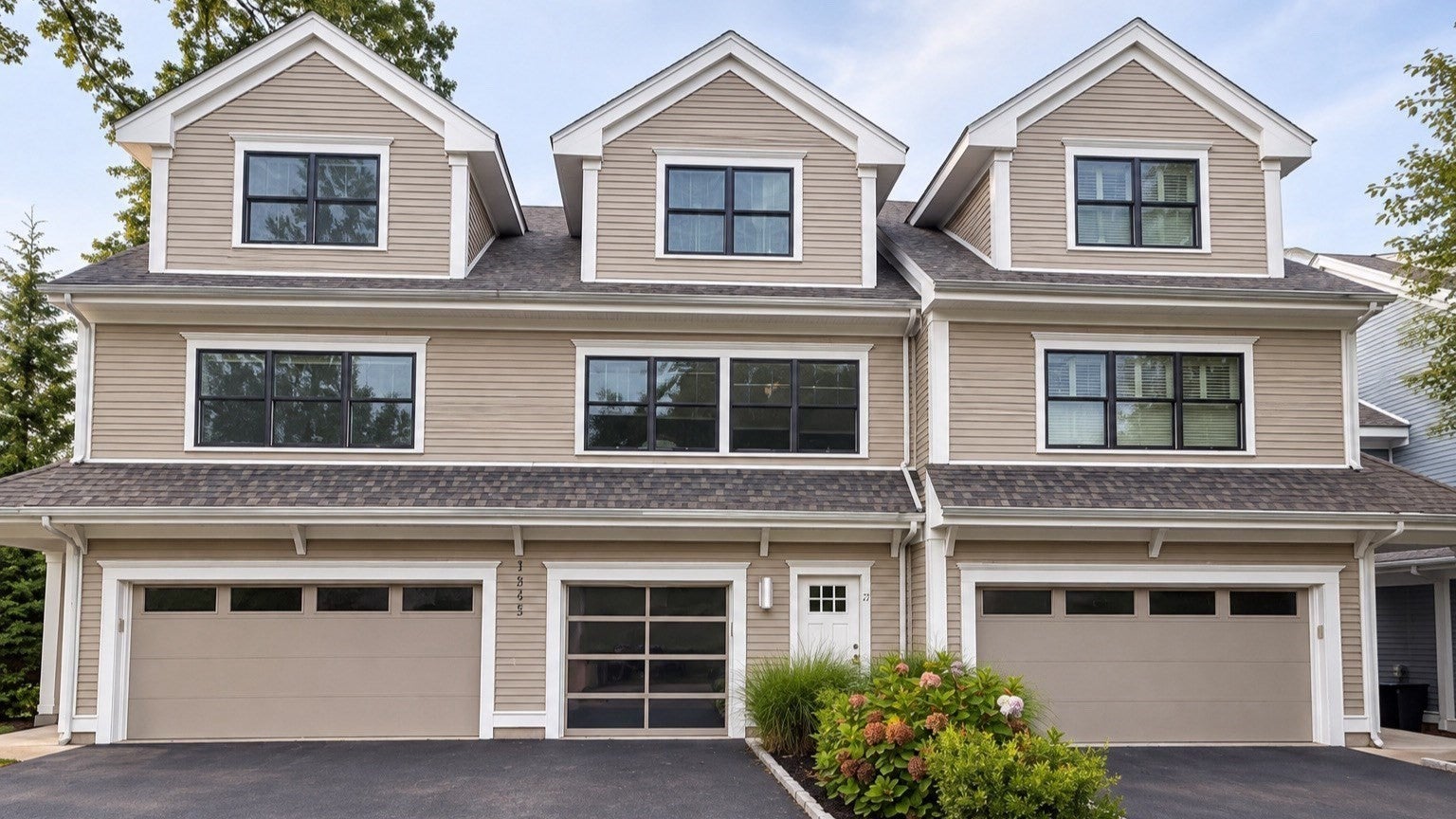 1525 Beacon St #3, Newton, MA, 1525 Beacon St #3, Newton, MA Photo #1