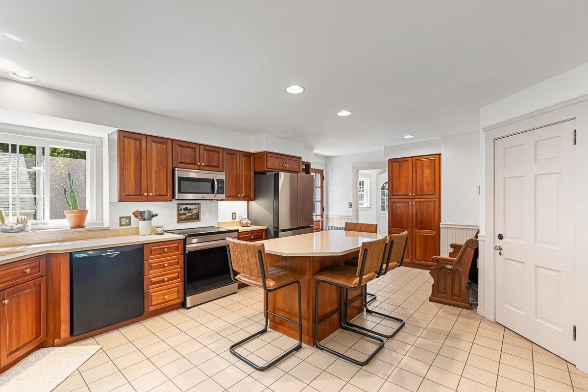 89 Bay State Rd, Rehoboth, MA, 89 Bay State Rd, Rehoboth, MA Photo #11